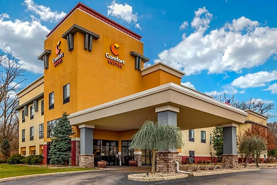 Elkhart Hotel | 2-Star Hotel ∙ Comfort Suites South Elkhart