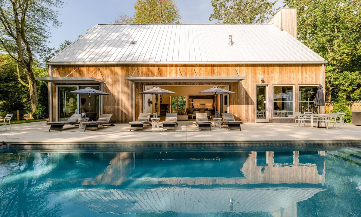 Union Pier House | (2027 OPEN!) Luxurious Union Pier Home w/Private Heated Pool, Hot Tub, and Saun