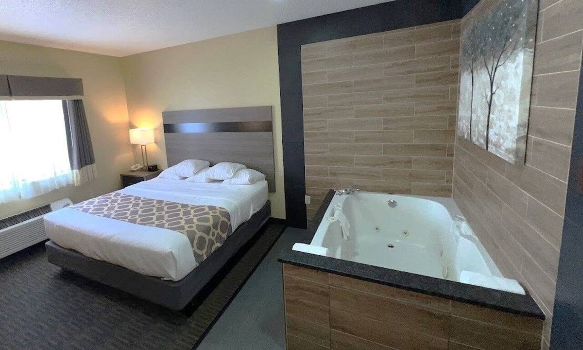 Paw Paw Hotel | Baymont by Wyndham Paw Paw