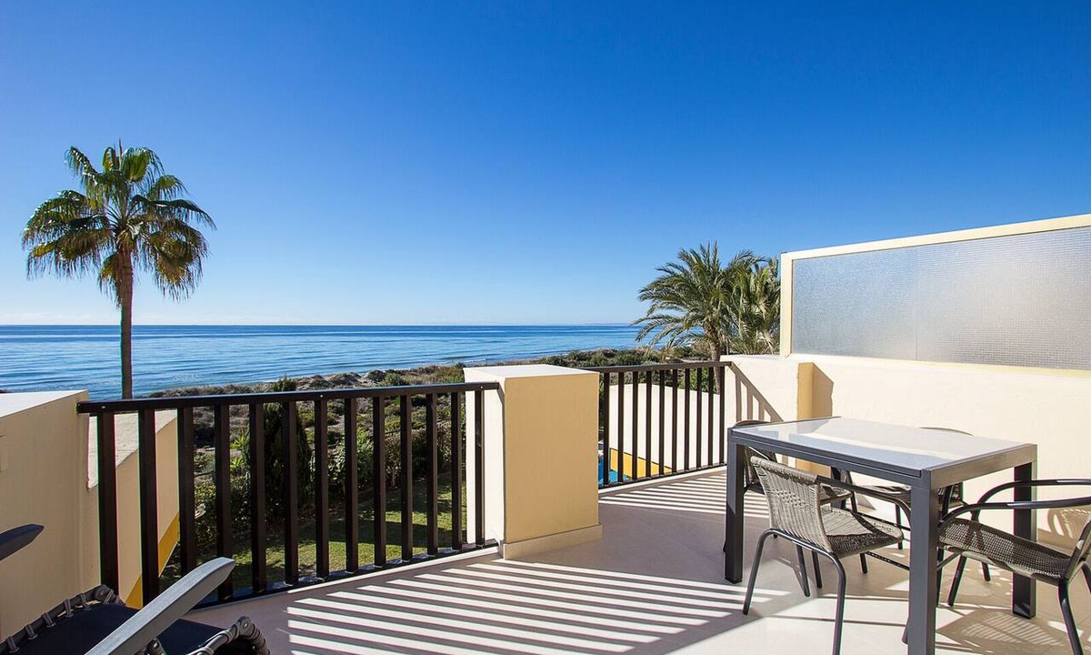 Nikki Beach Apartment | Beach front studio with stunning sea view