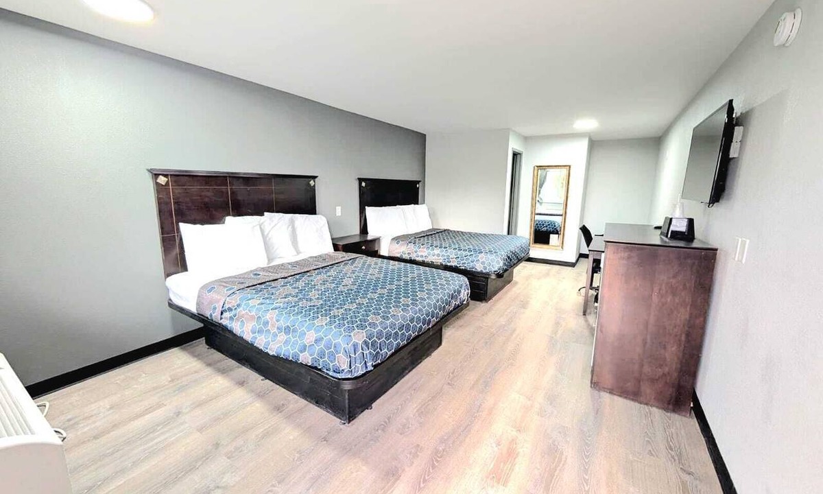Muncie Hotel | Blisspoint Inn Muncie