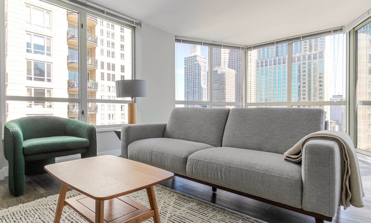 Rush and Division Apartment | Blueground | Rush & Division, rooftop, nr Lakefront