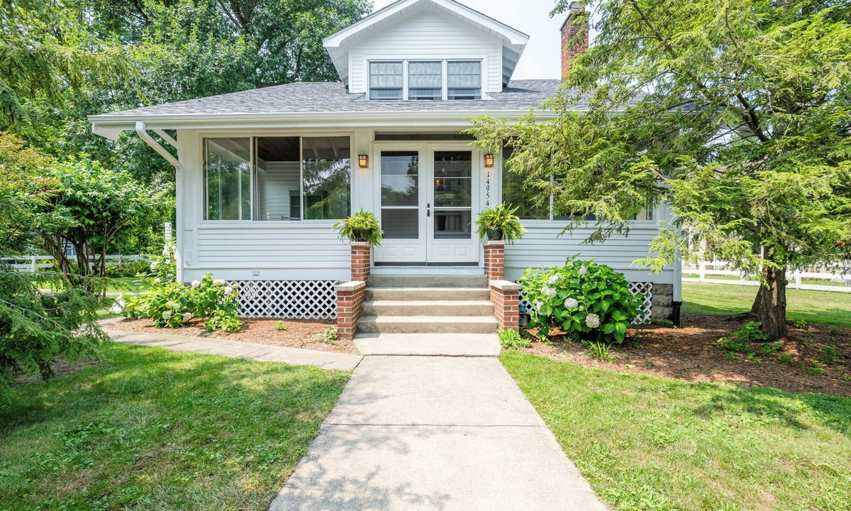 Lakeside House | Charming Bungalow a Short Stroll from Lake Michigan!