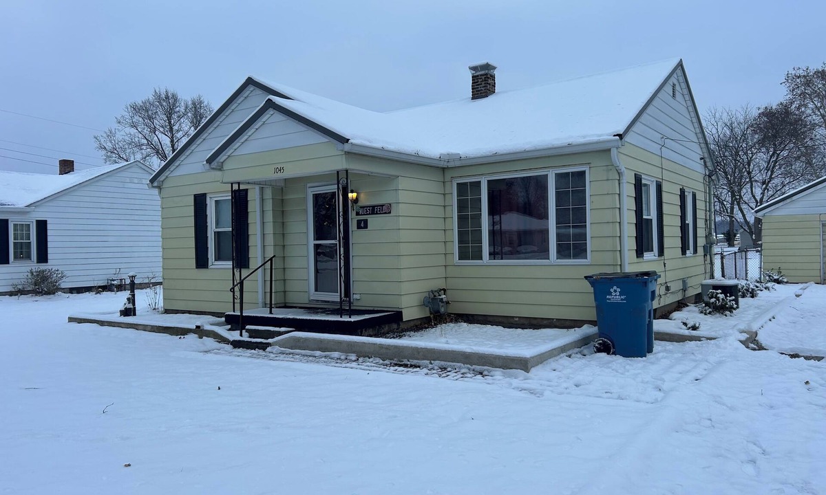 North Terre Haute House | Cozy 2-bedroom home in a quiet neighborhood close to all the amenities