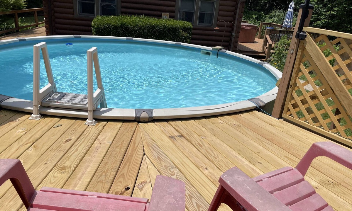 Gnaw Bone Cabin | Cozy 3-bedroom Family Cabin in Nashville, IN with Pool, Hot tub, & Arcade Games!