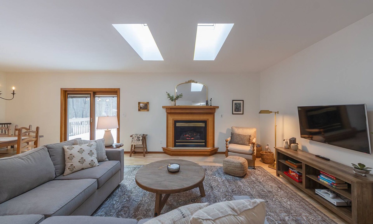 Fennville House | Cozy, Calm -Slow Down & Unwind –Pure Hygge by the Lake