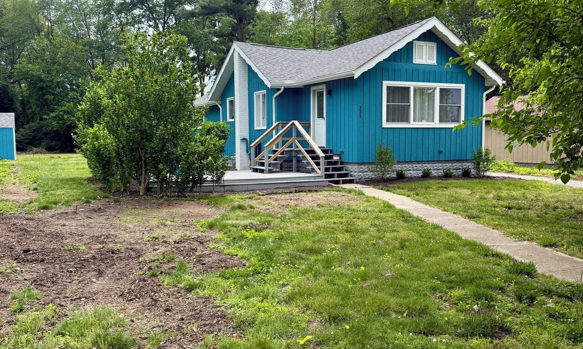 Mill Creek House | Cozy Cottage With Lake View/Hosted by MTM Premier Property Management