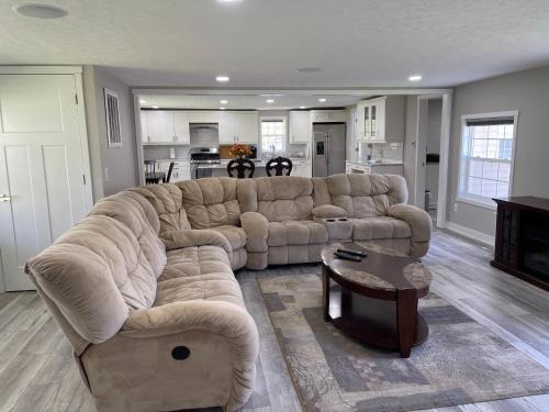 Mishawaka House | Cozy retreat that doesn't allow parties or get togethers