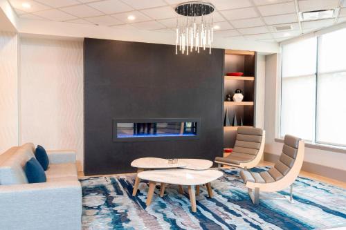 Kalamazoo Hotel | Delta Hotels by Marriott Kalamazoo Conference Center