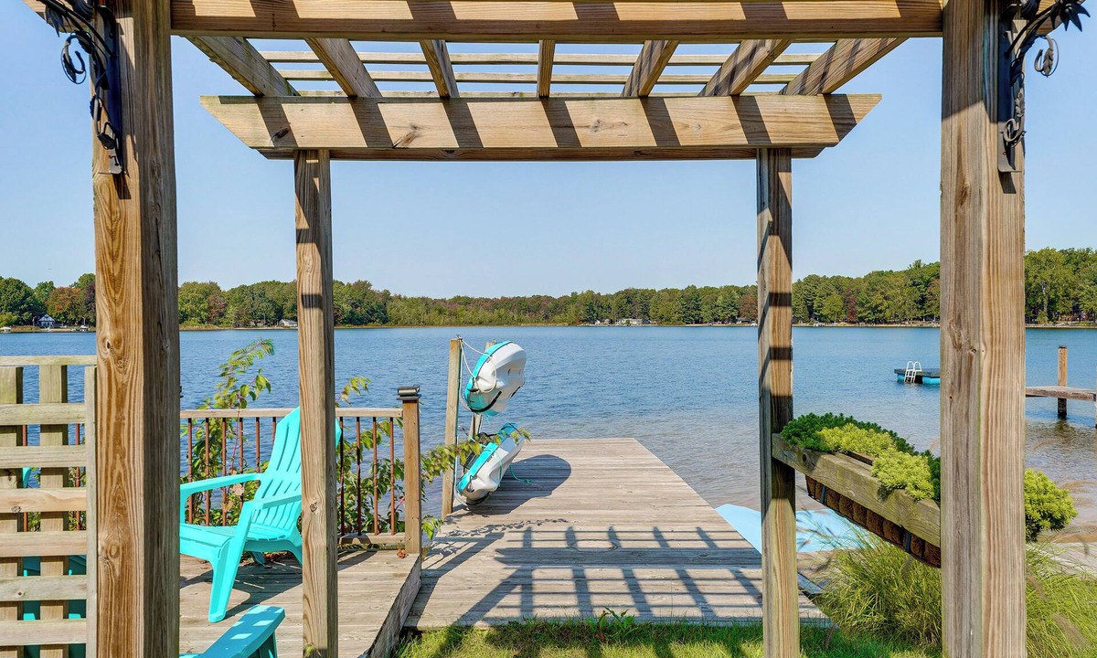 Grand Junction Cottage | Dock & Gazebo! Lakefront Duplex Near South Haven