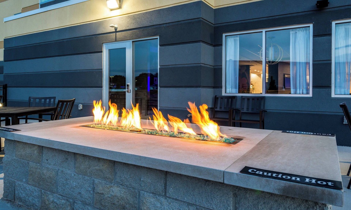 Stevensville Hotel | Fairfield Inn & Suites by Marriott St. Joseph Stevensville