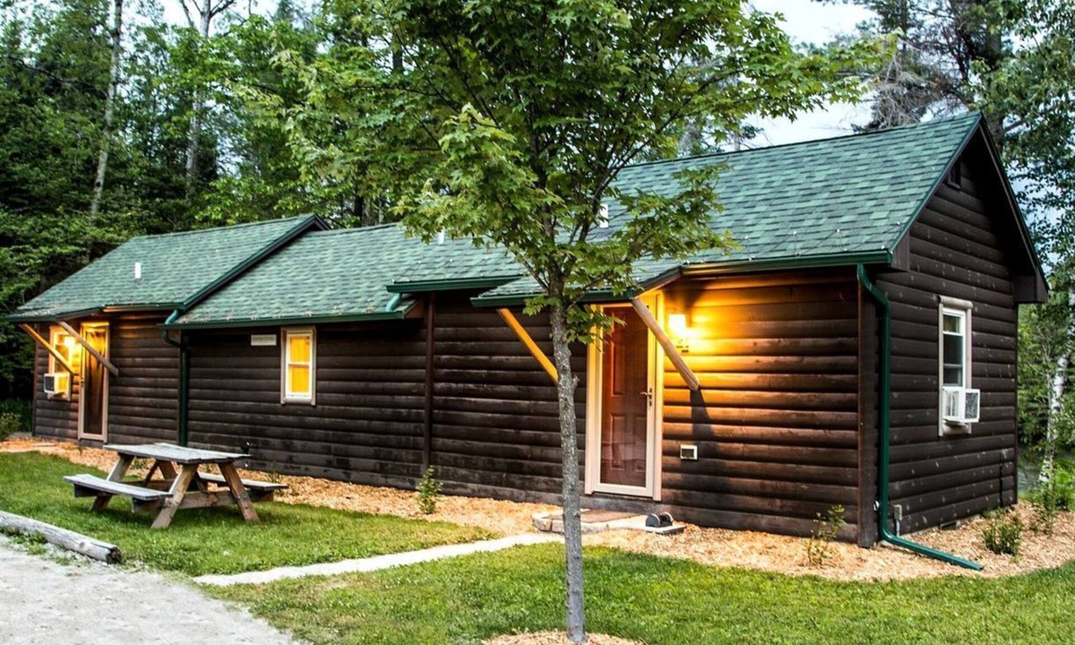 Grayling Cabin | Family-Friendly Cabin Rental for 10 in the Huron National Forest, Michigan