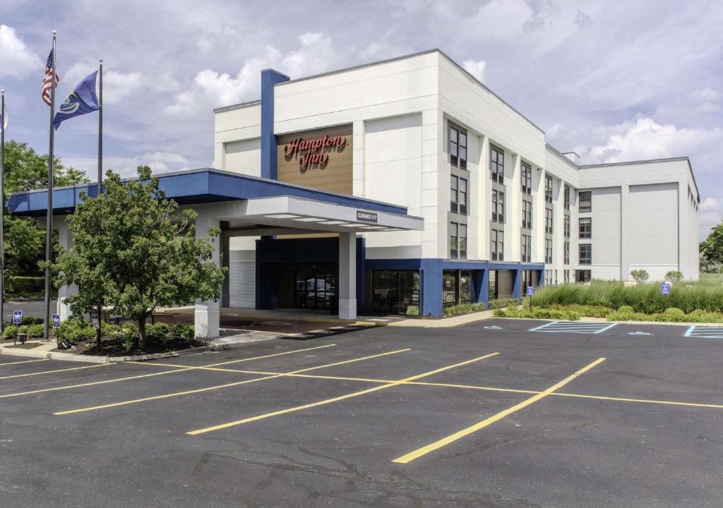Northville Hotel | Hampton Inn Detroit Northville