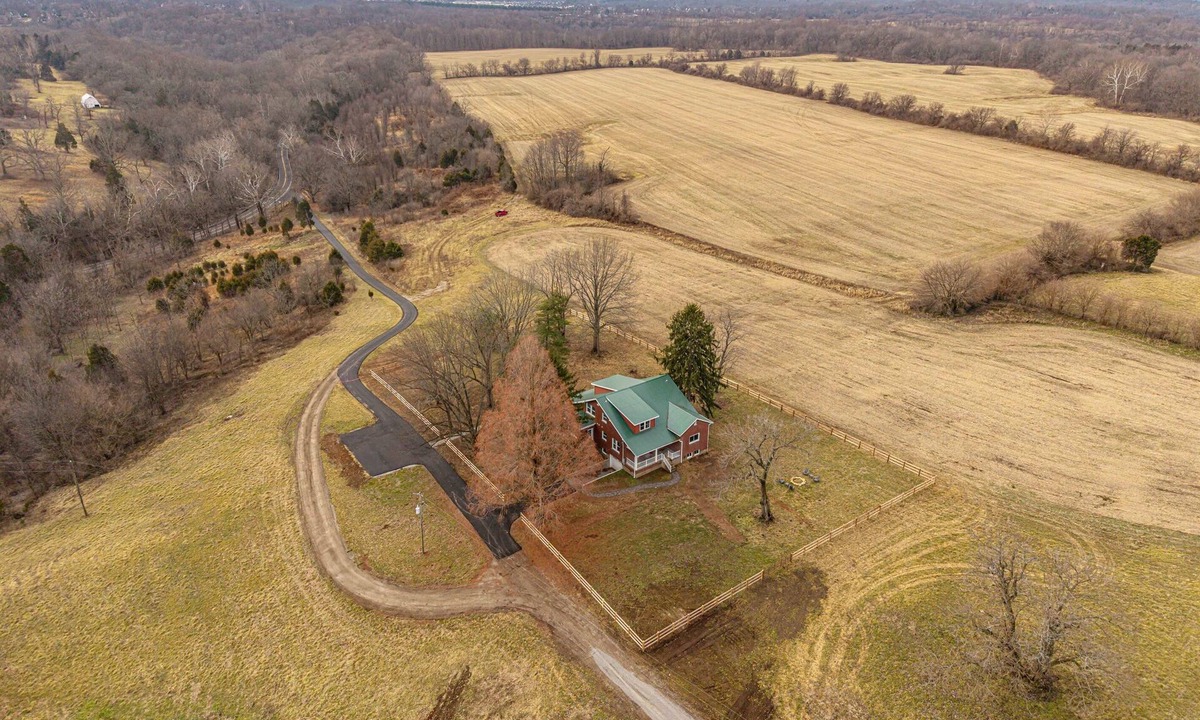 Prospect Other | Harris House - Rustic Farmhouse on 200 Acres