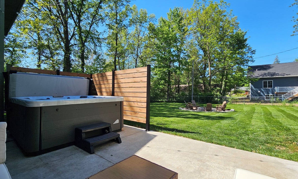 Holland House | Holland Hydrotherapy Spa & Fire Pit Retreat