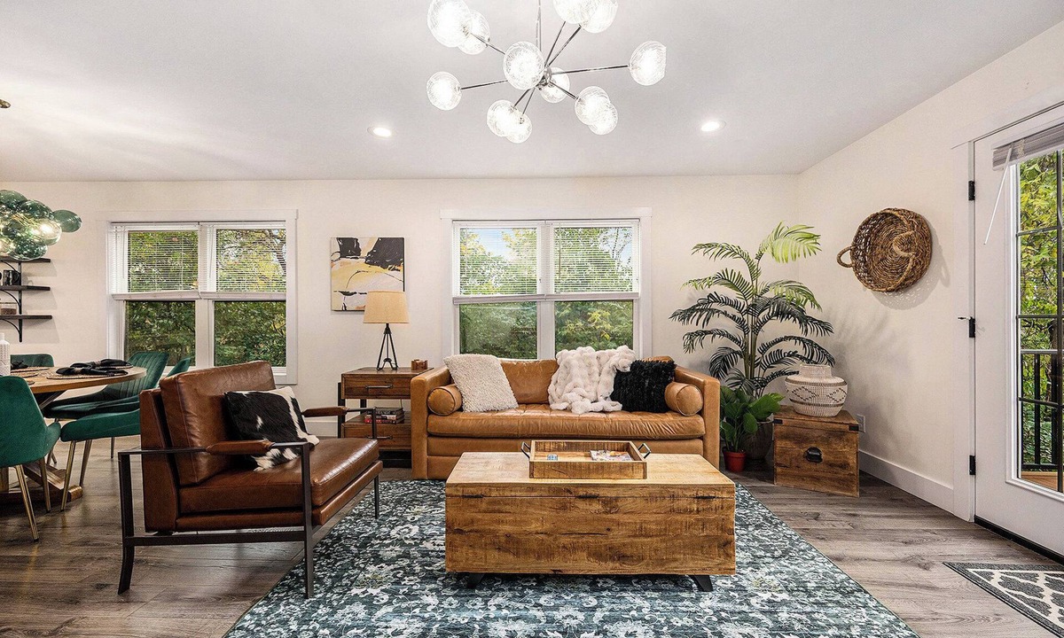 Water Hill House | Hot Tub | Sauna | Game Room | Walk Downtown | Theater | Arcade | Park City View