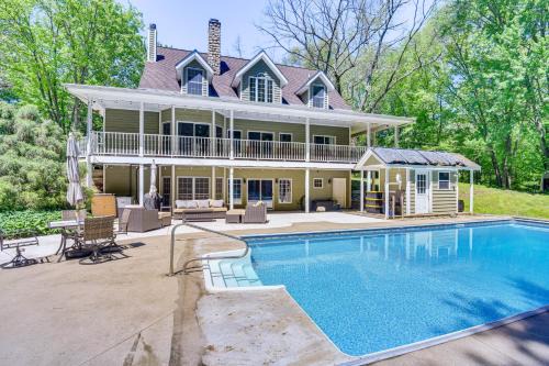 La Porte House | Huge Family Home w/Pool - 13 Mi to Lake Michigan!