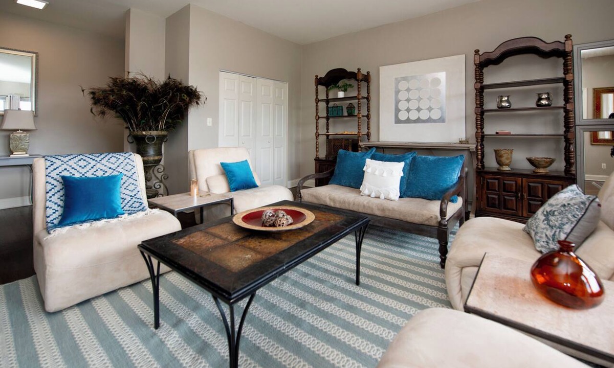 Hyde Park Apartment | Hyde Park University of Chicago Penthouse 3 bedroom/2 bathroom + gym & office