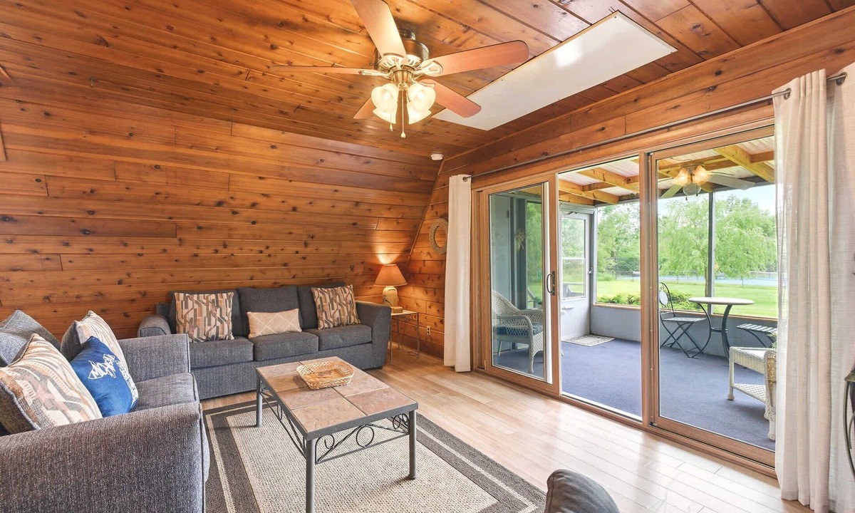 Stevensville Ski Chalet | Juniper Presents: Chalet #68 Nr Beach, Play Area & Amenities