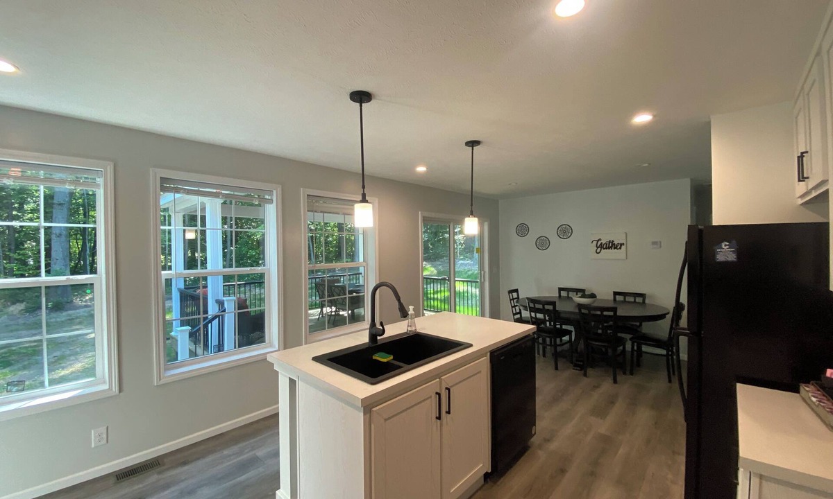 Lake Michigan Beach House | Labor Day Week Now Open! Brand new home 3 minutes from beach!