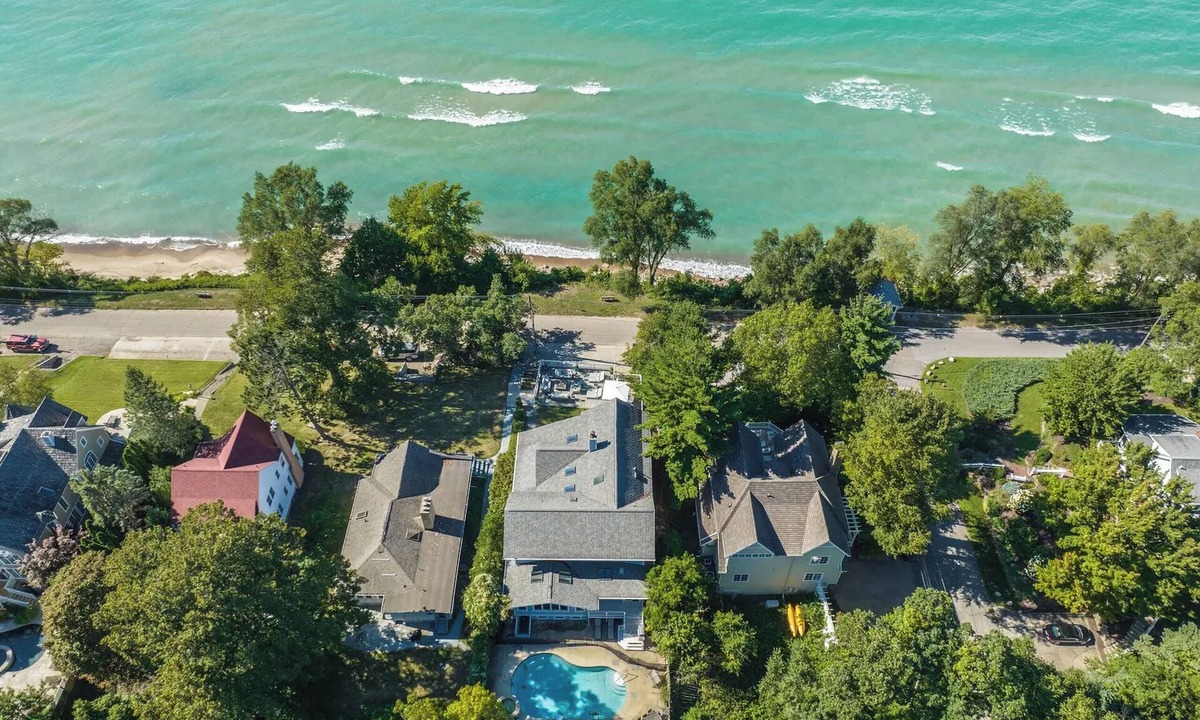 Michiana House | Lake Shore Living - lakefront, pool, sleeps 16