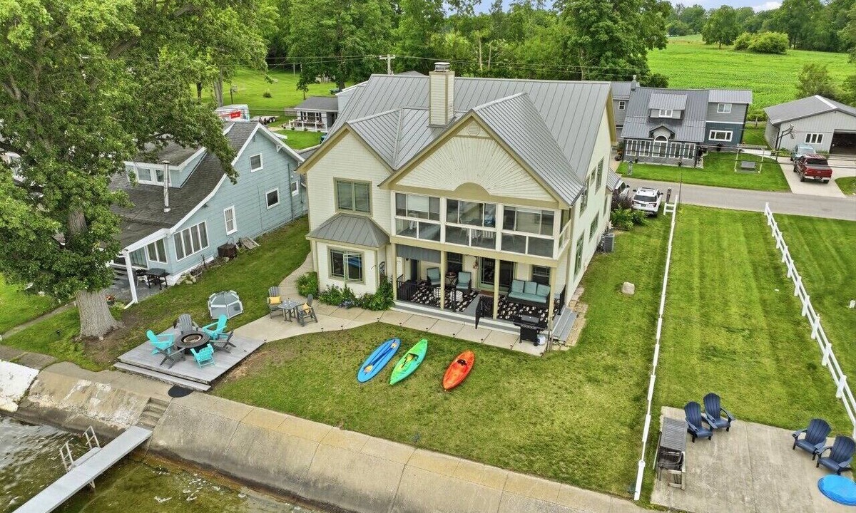Coldwater House | Lakefront/Dock your boat/Sleeps 15/Kayaks