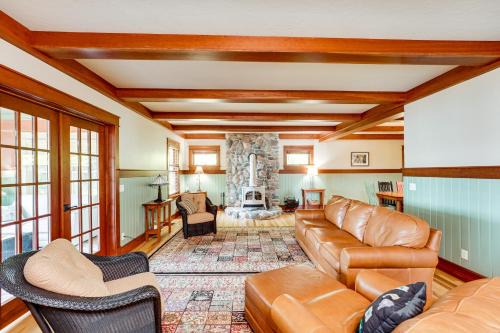 Free Soil House | Lakefront Hamlin Home w/Fire Pit & Dock