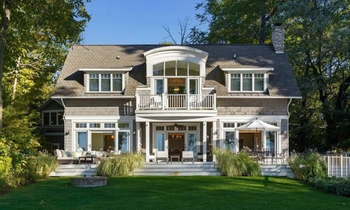Lake Michigan Beach House | Lakefront Home with Semi-Private Beach & Sunset Views; Hot tub & Pool