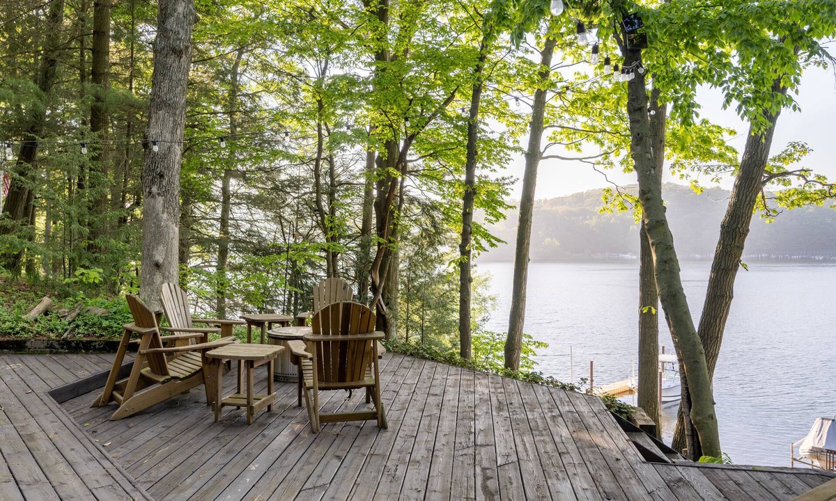 Port Sheldon House | Lakefront on Pigeon Lake | Walk to Lake Michigan