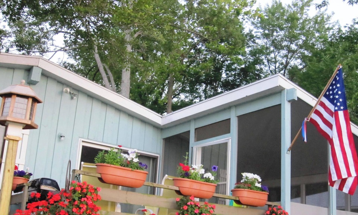Sister Lakes Cottage | Lakefront Summer Cottage Dream on Magician Lake in Sister Lakes, Michigan