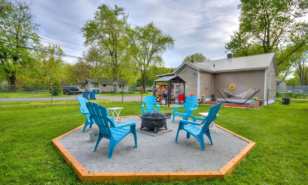 Gary House | Laurna Dune