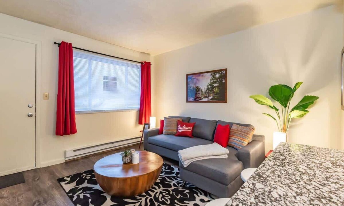 Bloomington Apartment | Maple Row Apartment: Perfect for Game Day!