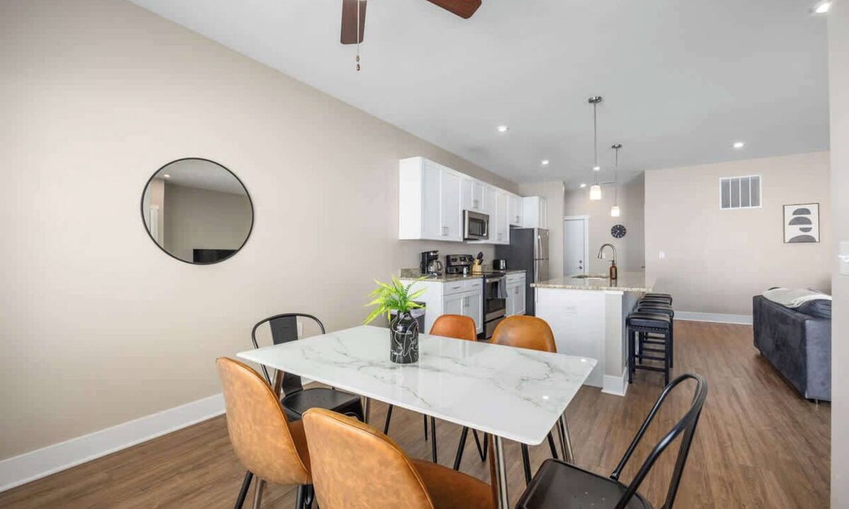 Grandville Condo | Modern New Build 2BR 2BA Condo w Garage and Patio