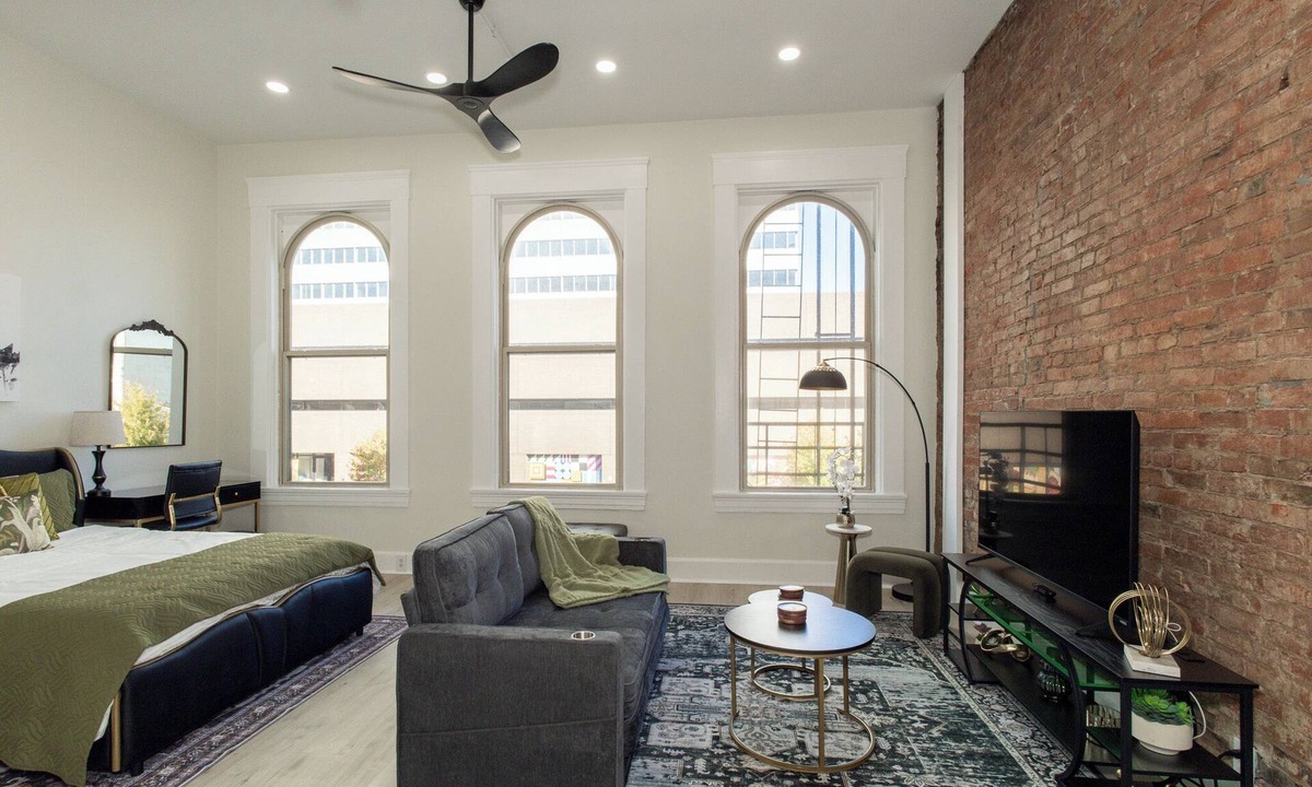 Downtown Cincinnati Apartment | NEW Studio - Steps from Dining, Coffee & City Life