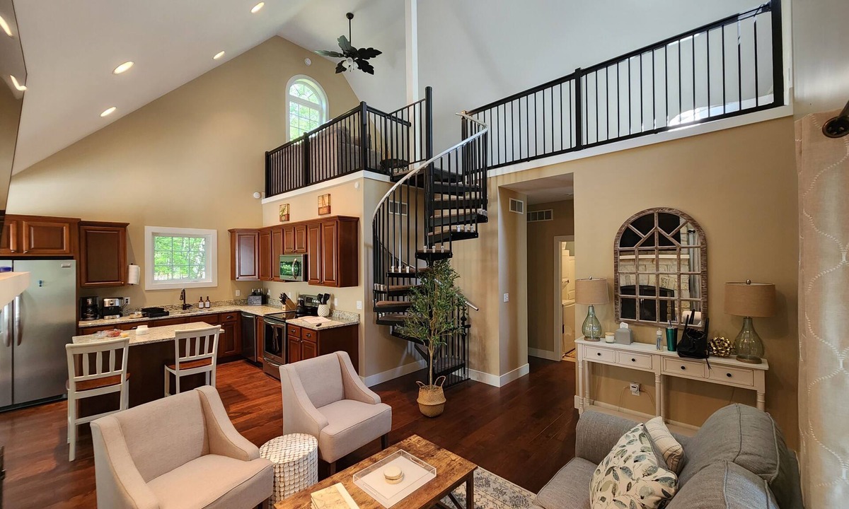 Michigan City House | Private Home w/Fireplace & Golf Cart on Wooded Lot Near Lake Michigan Beaches