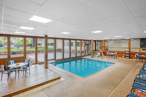 Goshen Hotel | Quality Inn & Suites Goshen