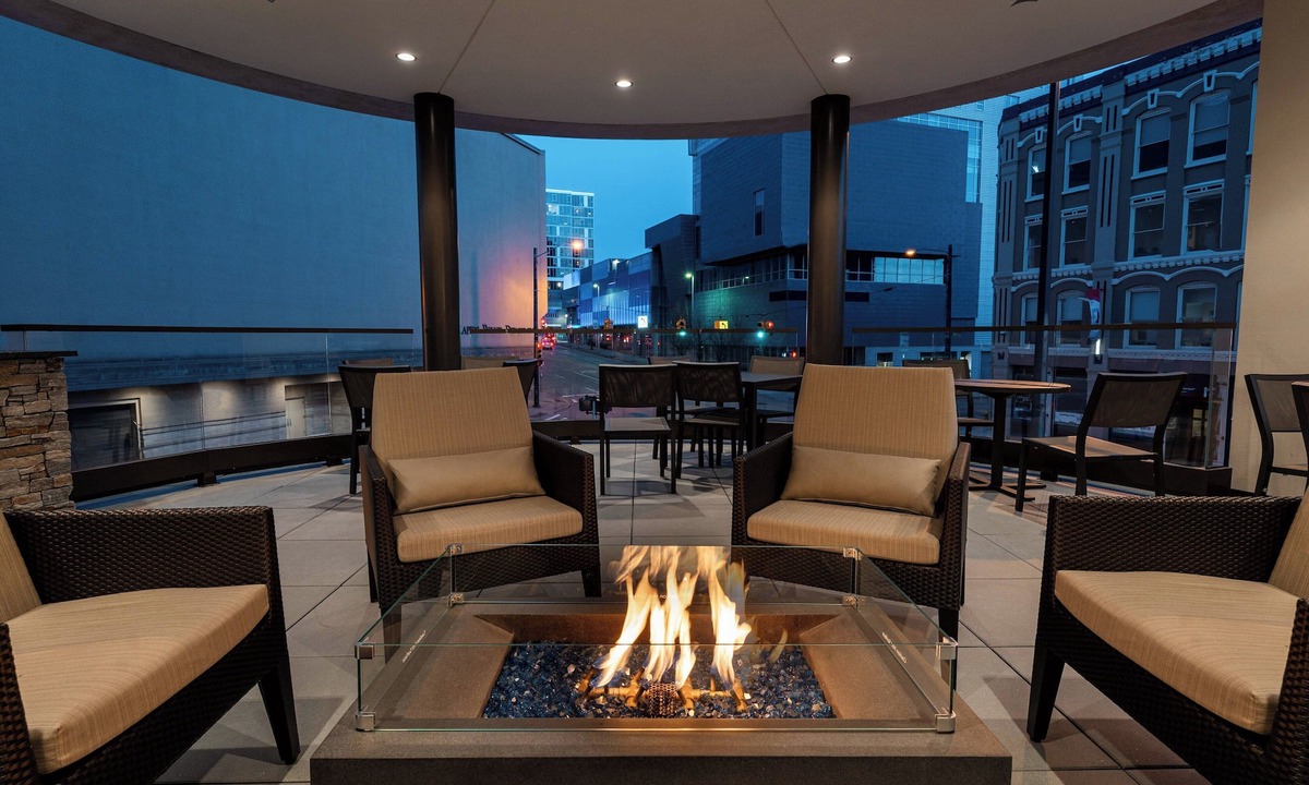 Downtown Hotel | Residence Inn by Marriott Grand Rapids Downtown