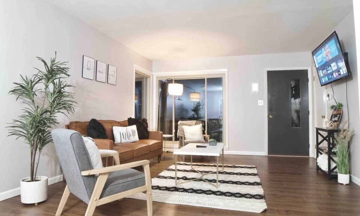 West Lafayette House | Salisbury