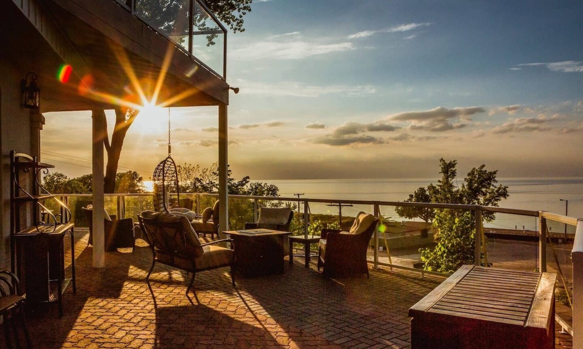 Miller Beach Villa | Skyline Views, Hot Tub, Beachfront, Lavish Kitchen at Dunetop Villa