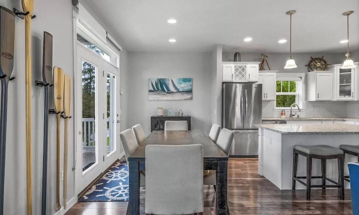 Miami Park House | SOHA2 · Premier Destination @ Lake Michigan+fire pit