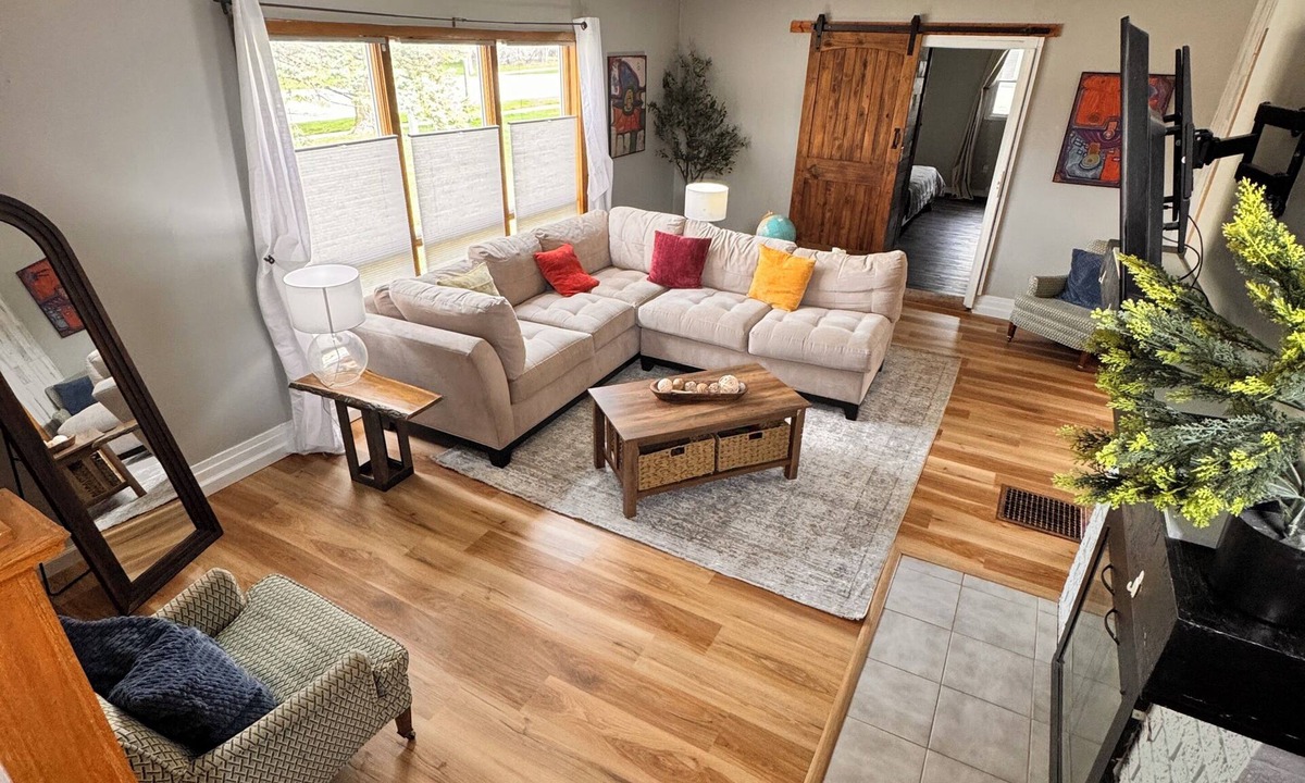 Westside Connection House | Space everyone can enjoy, 4 miles to downtown Grand Rapids!