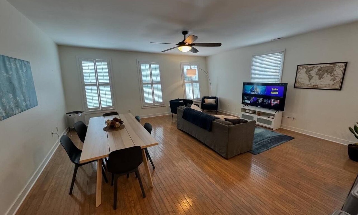 Fall Creek Place Condo | Spacious 3BR 3BA above Brewery, Pizza Shop & Arcade 5 mins to DT Indy