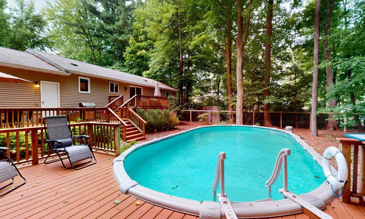 Shorewood-Tower Hills-Harbert House | Spacious Dog Friendly Home w/heated pool, fenced yard, gas grill, & fire pit