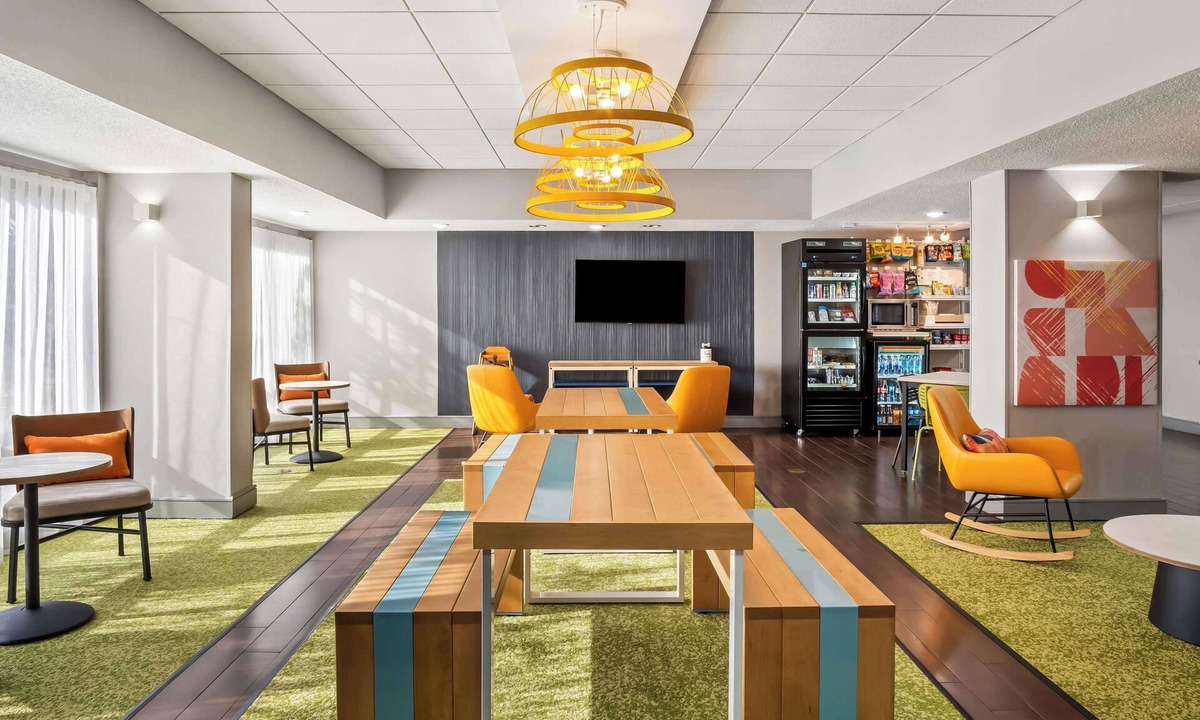 Stevensville Hotel | Spark by Hilton Stevensville