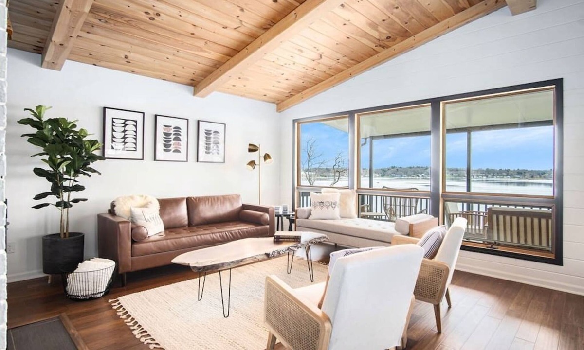 Montague House | The Hygge House on White Lake