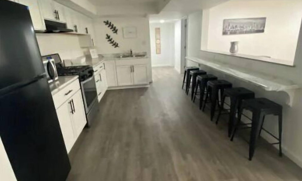 Portage House | The Lake Place