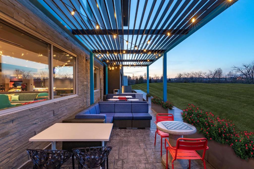 Sharonville Hotel | Tru By Hilton Sharonville, OH