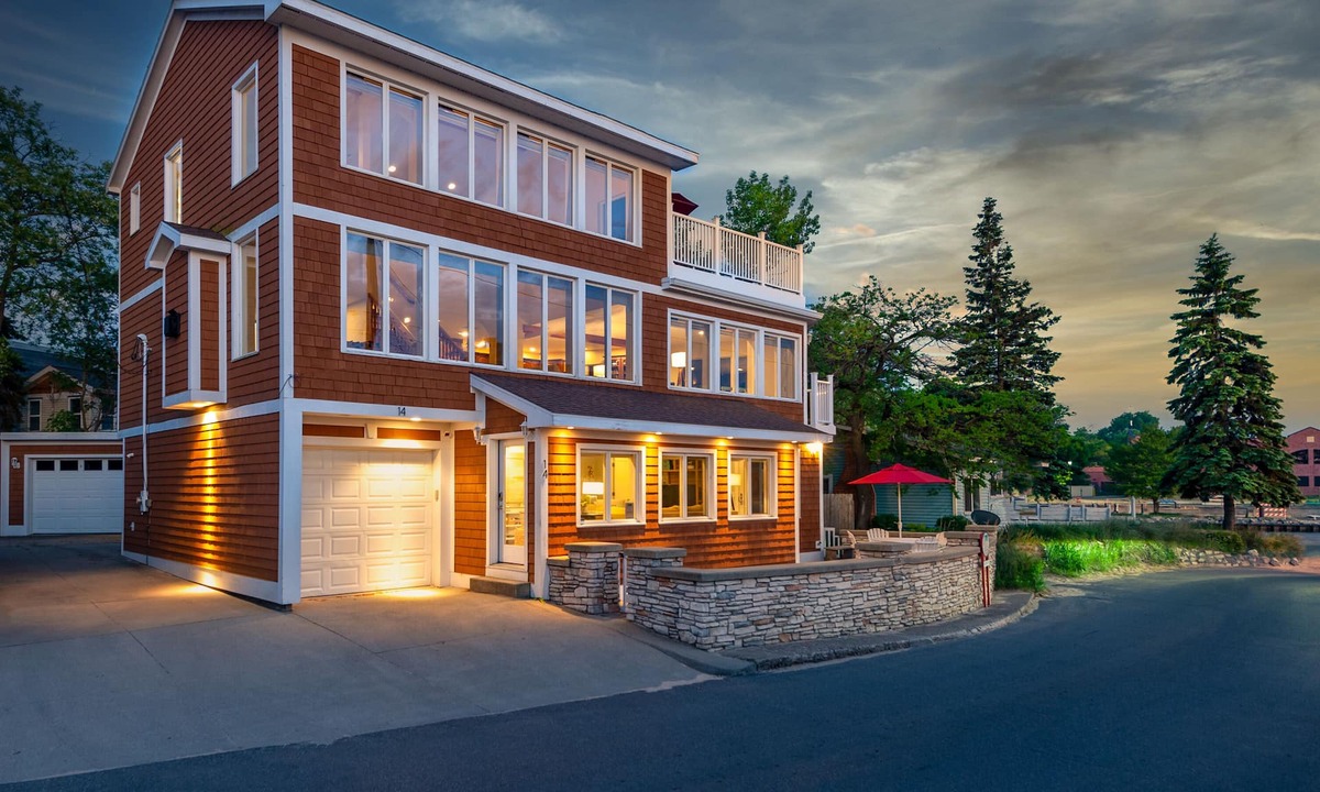 South Haven House | Upscale Waterfront Home w/Panoramic Views on Lake Michigan!
