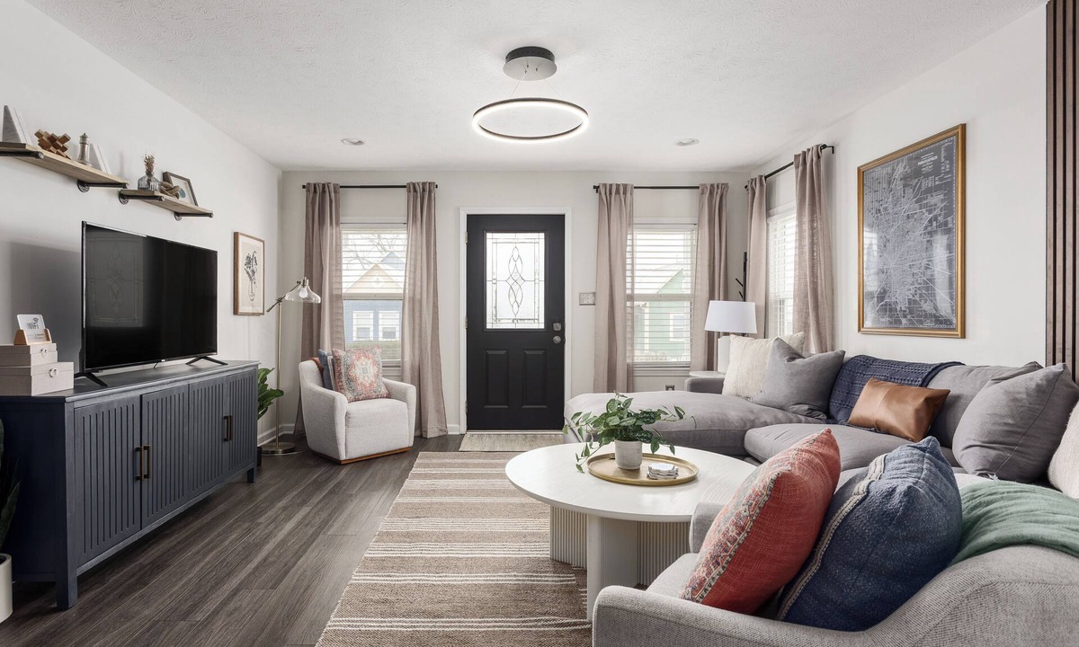 Babe Denny House | Walk to Stadium & Convention, Pet-Friendly w/Fence, Well-Stocked, Hot Tub