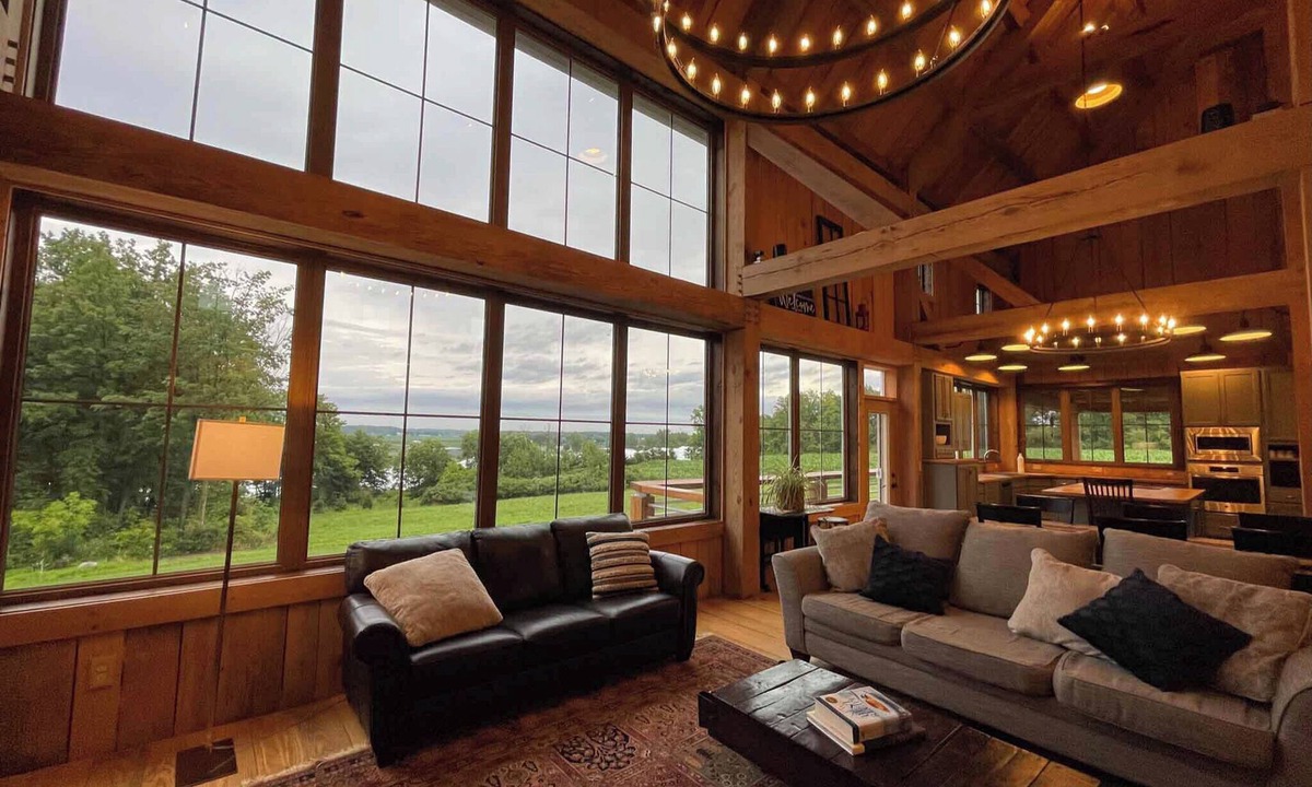 Hudsonville House | We Live in a Barn - Stunning Timber Frame Country Retreat near Hudsonville
